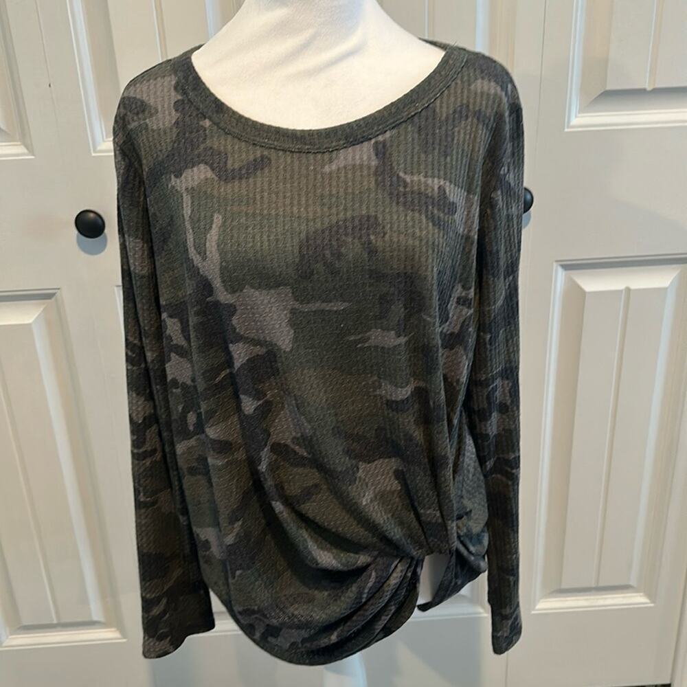 Pink Lily Medium Camo‎ Twist Front Waffle Knit Top
